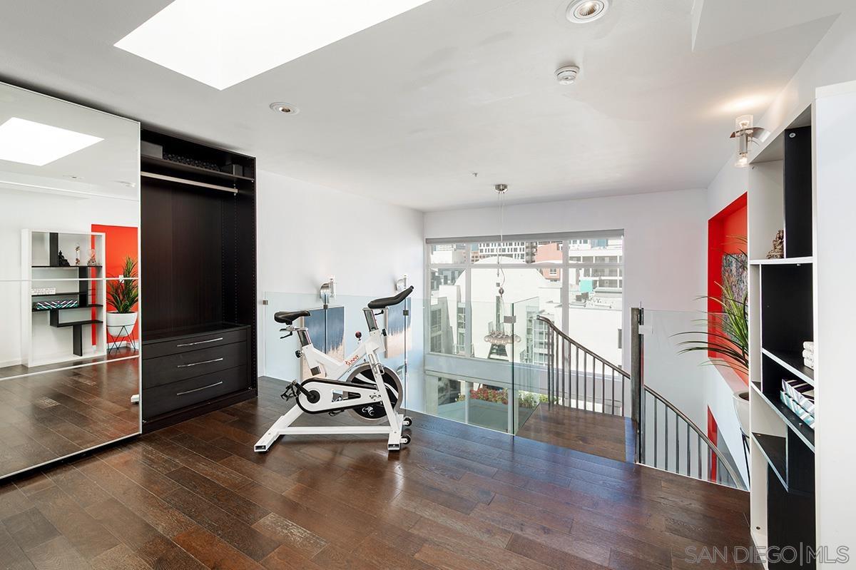 221 Island Ave # 501
