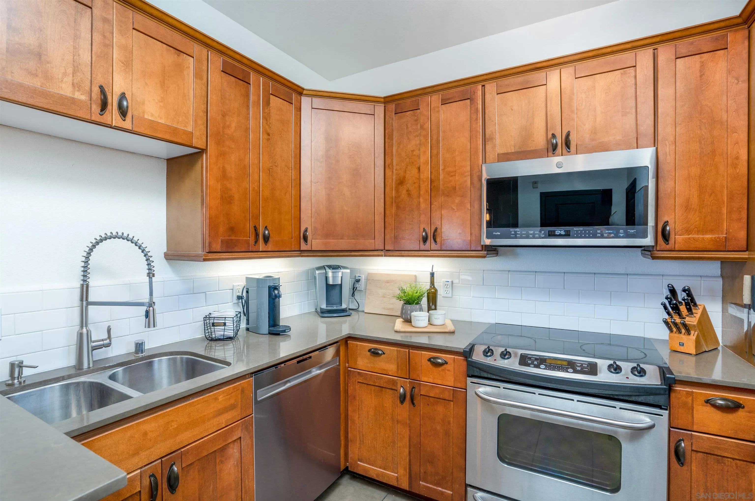 3819 1st Ave # 312