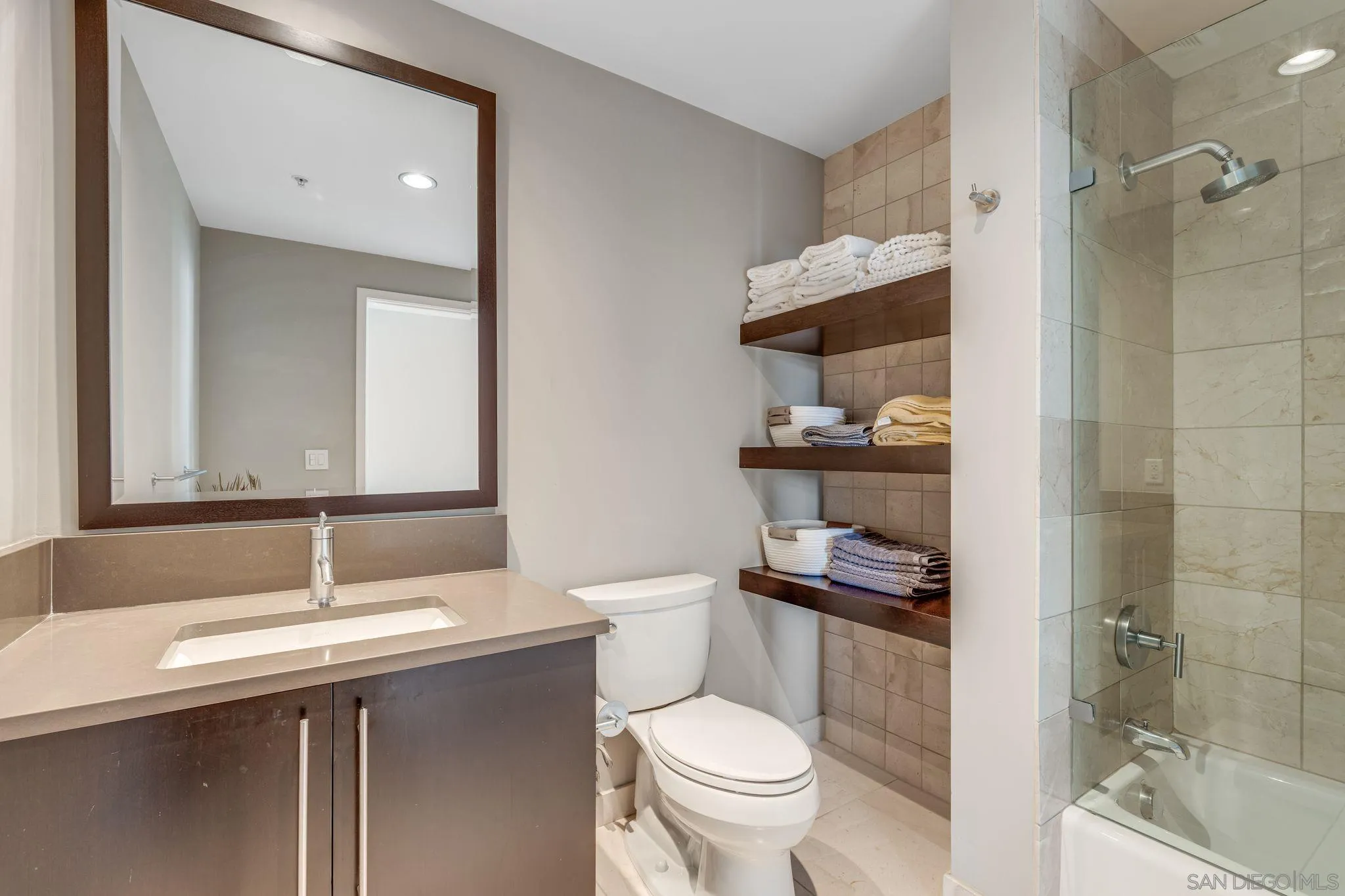 1262 Kettner Blvd # 2201