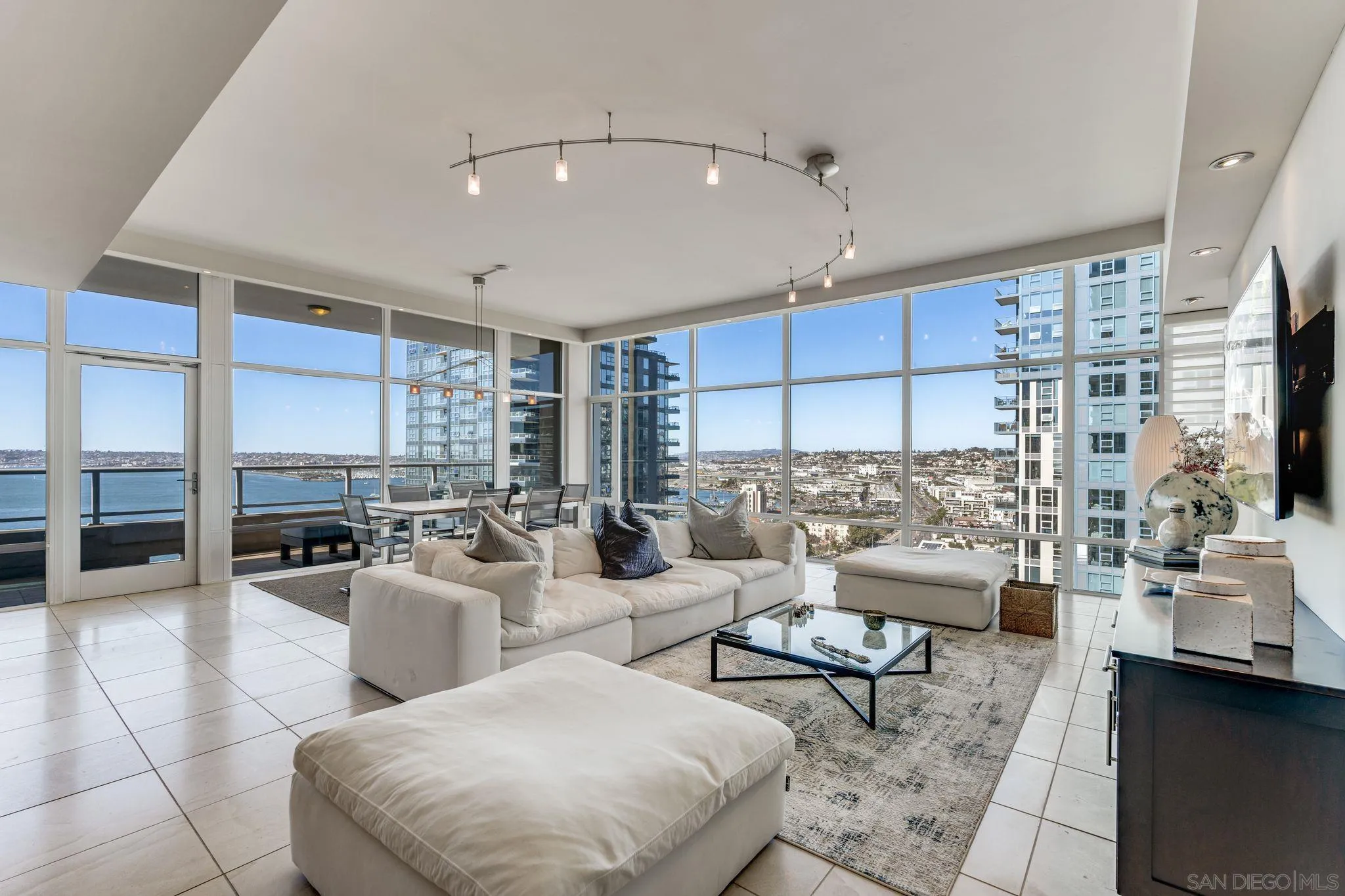 1262 Kettner Blvd # 2201