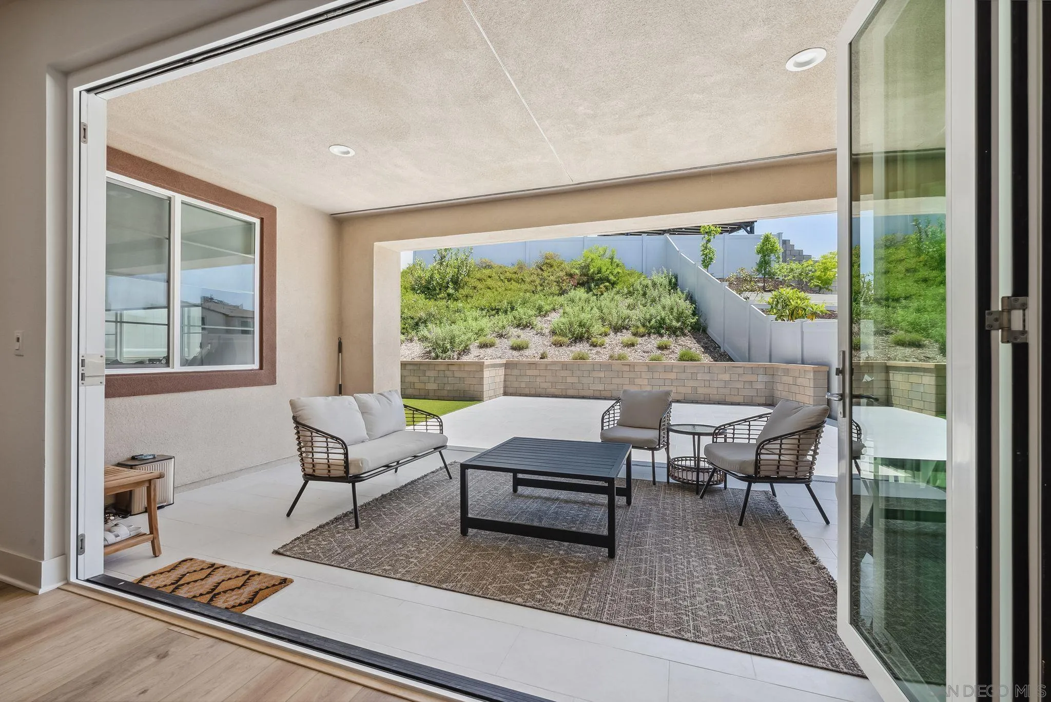 8246 Rose Quartz Cir