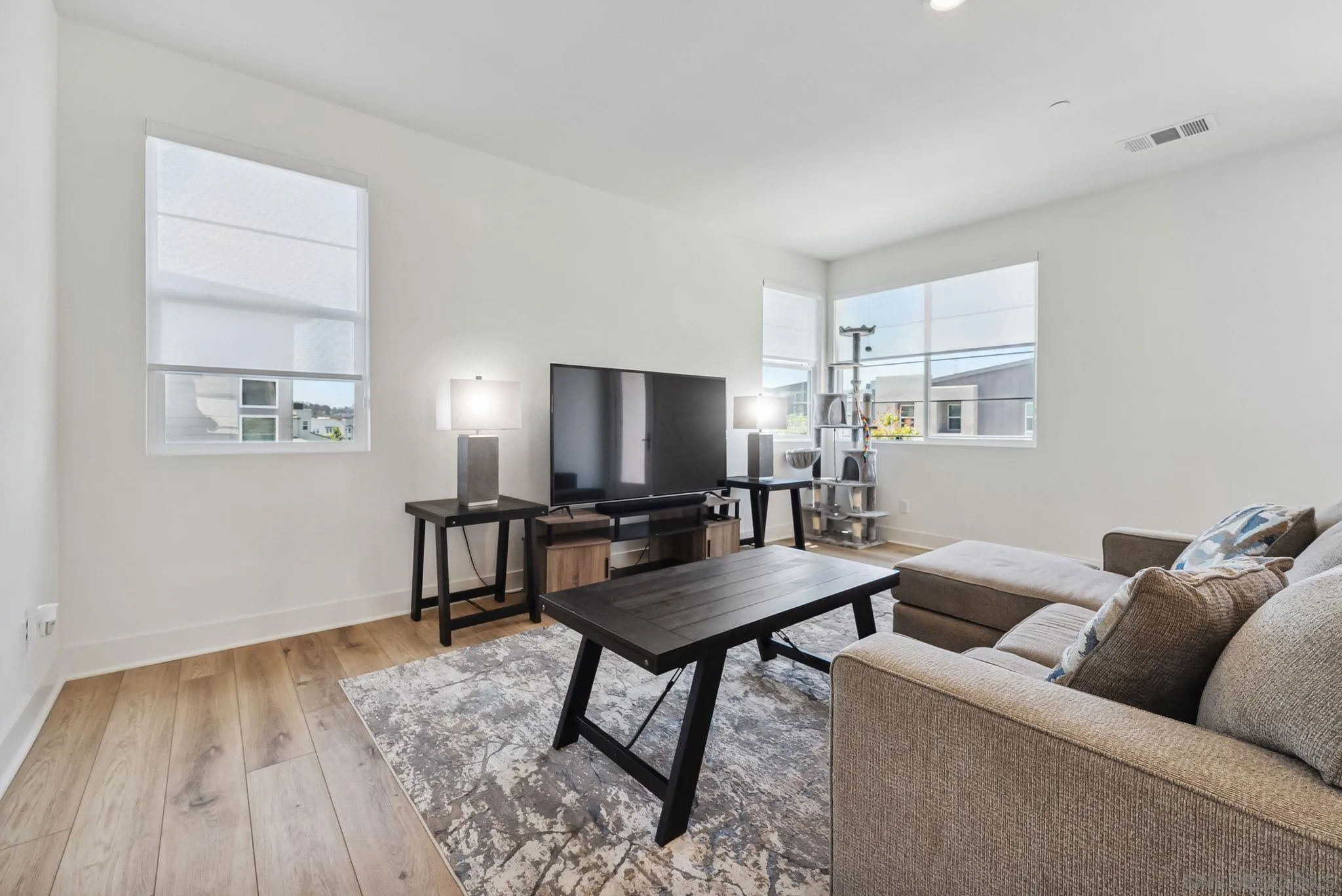 8246 Rose Quartz Cir