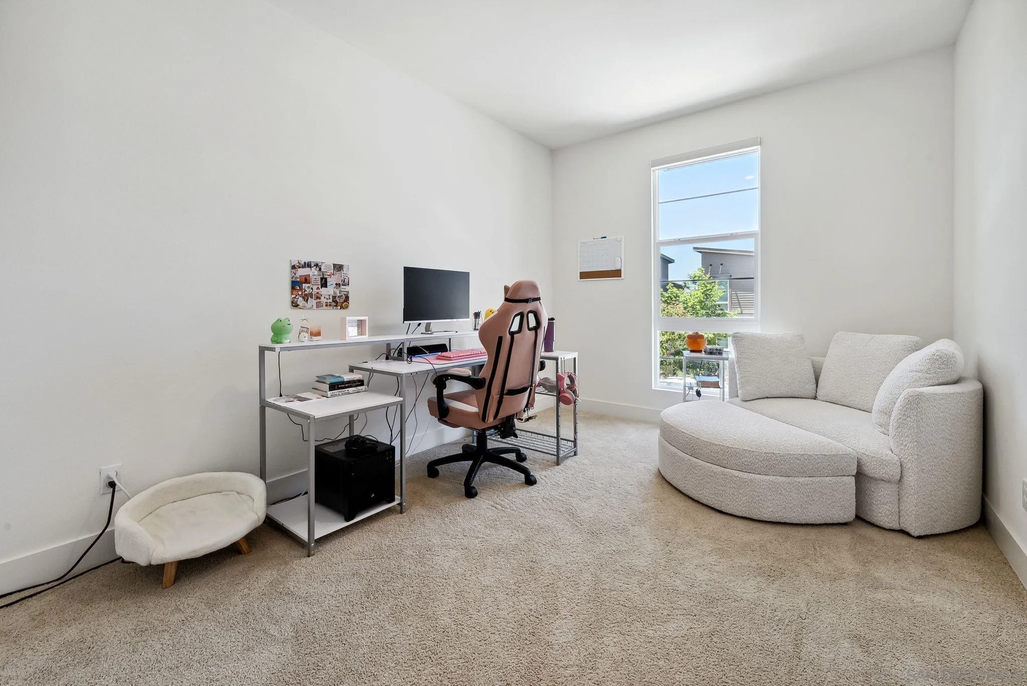 8246 Rose Quartz Cir