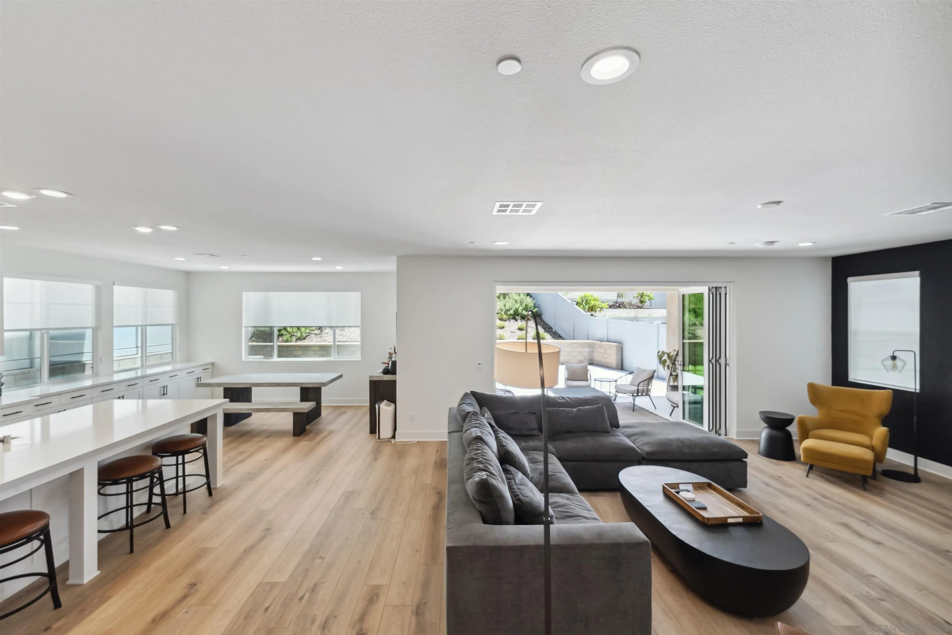 8246 Rose Quartz Cir