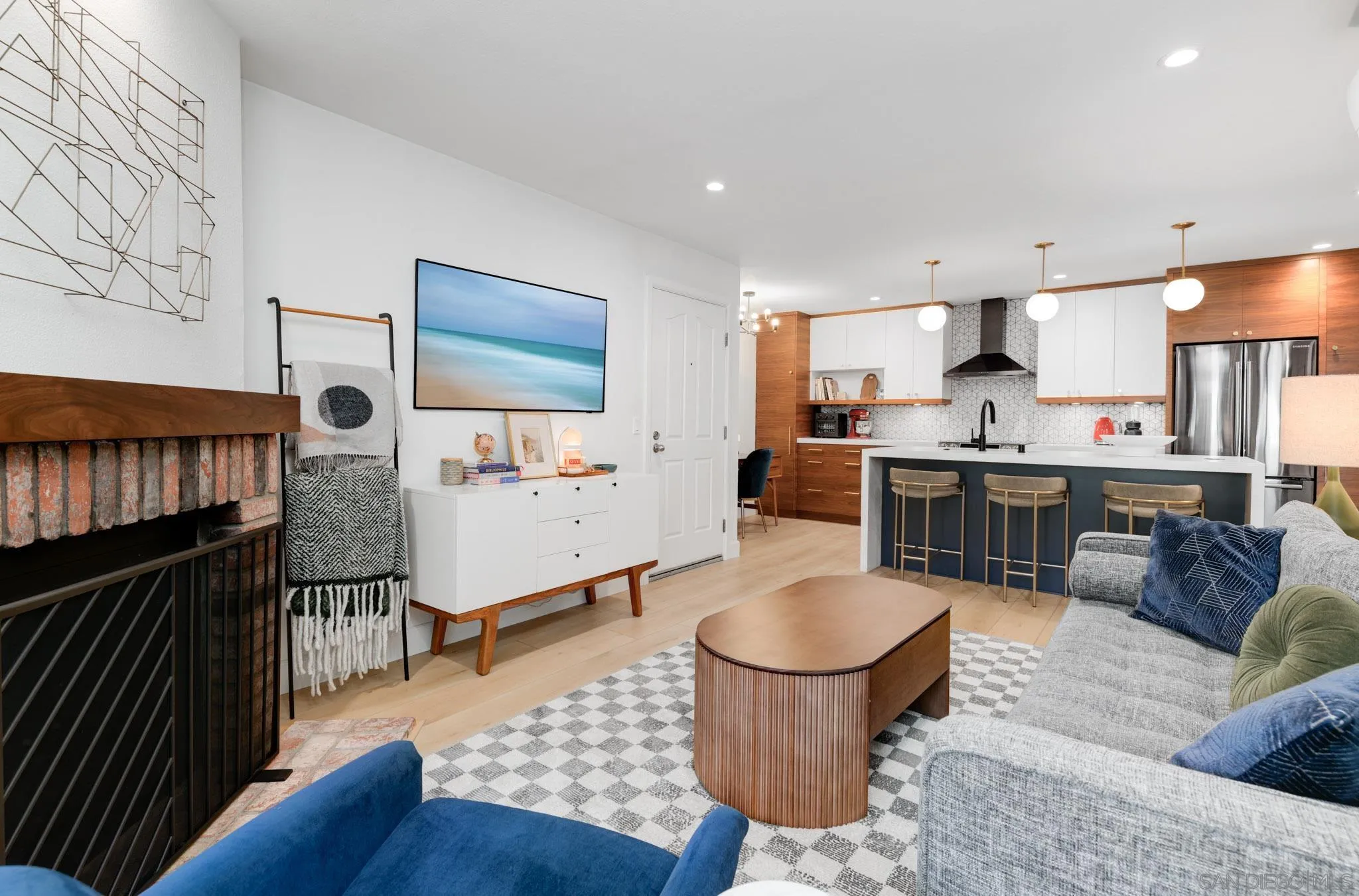 1750 S El Camino Real Unit 102