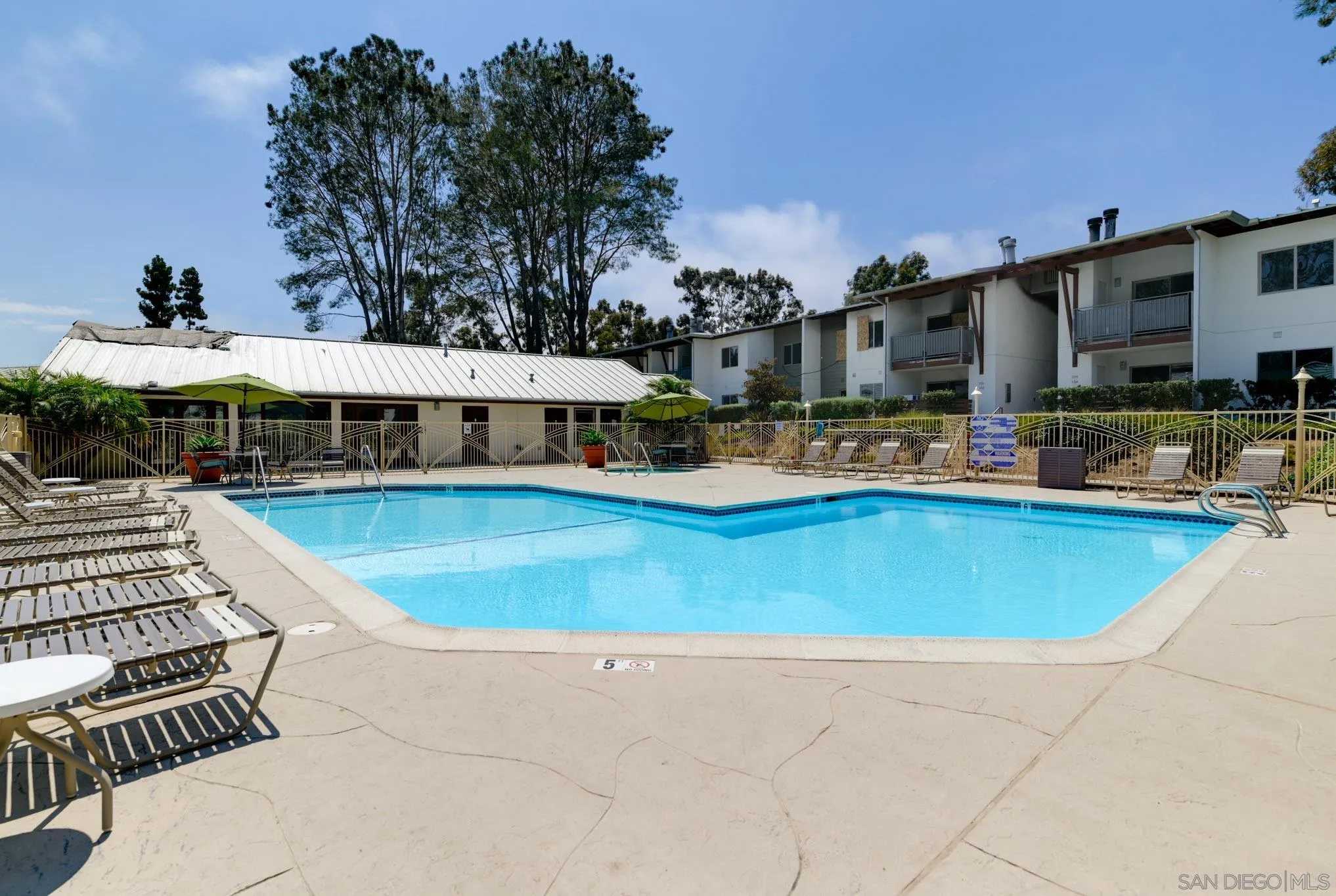 1750 S El Camino Real Unit 102