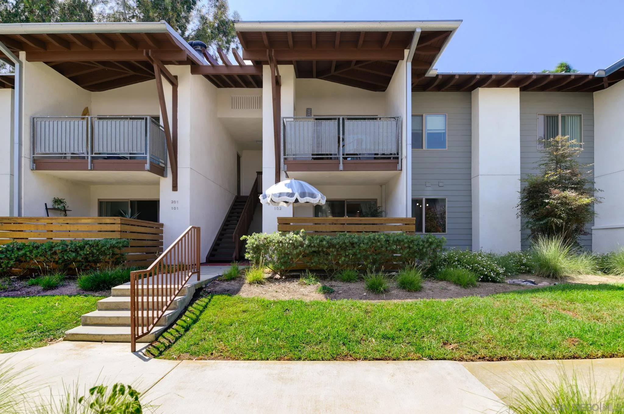 1750 S El Camino Real Unit 102