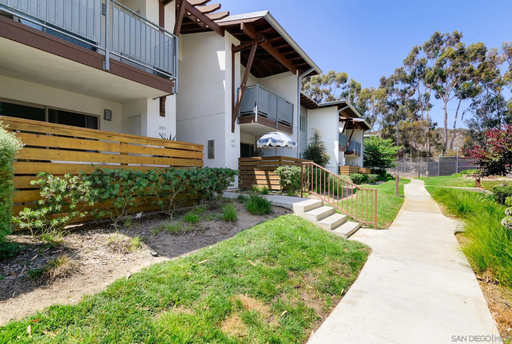 1750 S El Camino Real Unit 102