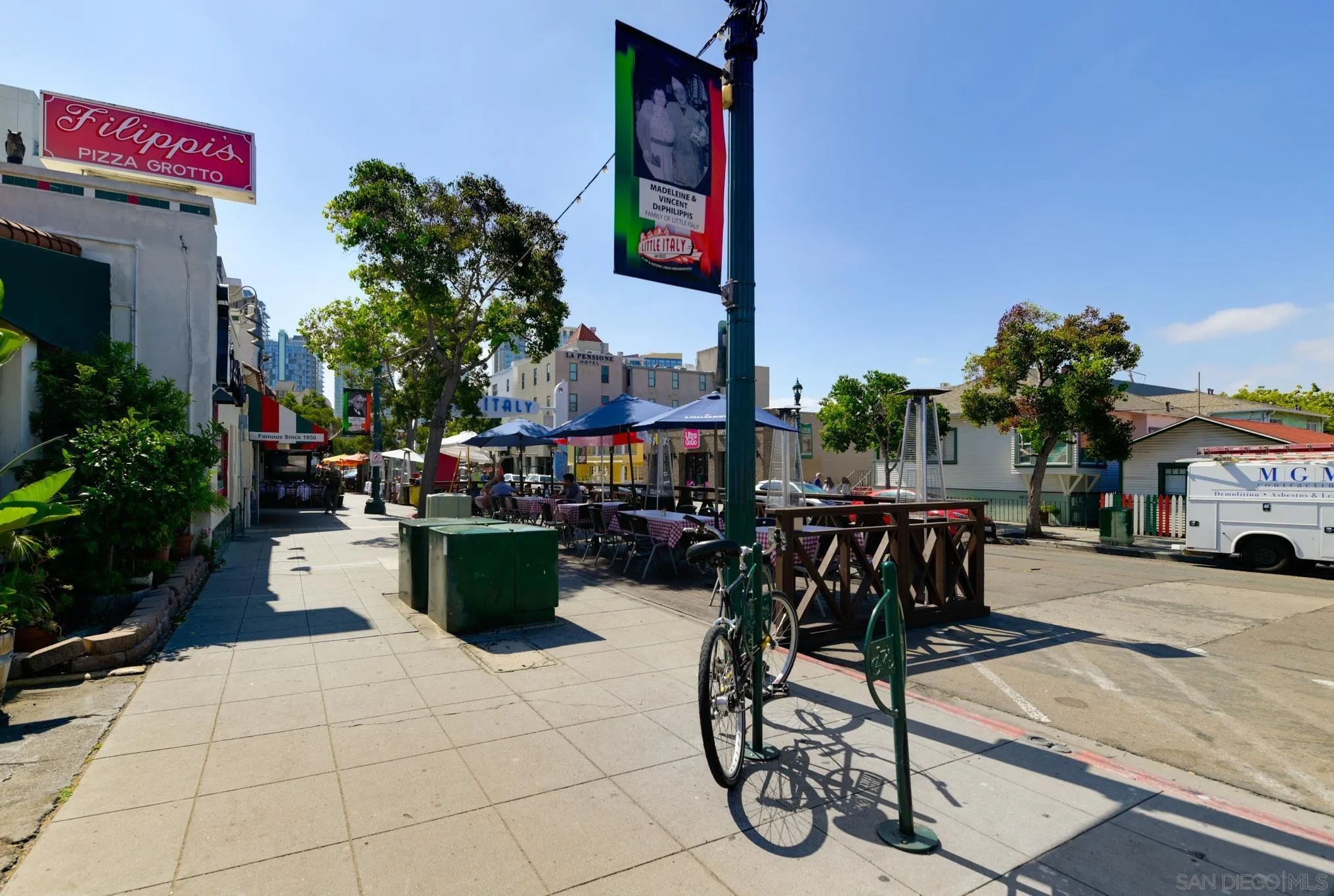 1944 State St Unit 17