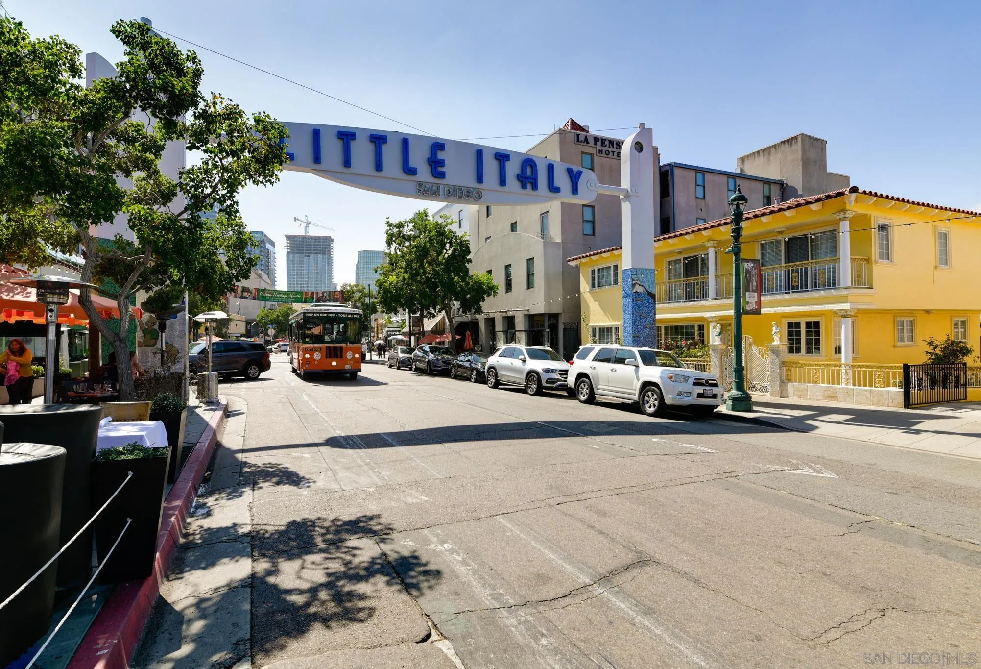 1944 State St Unit 17