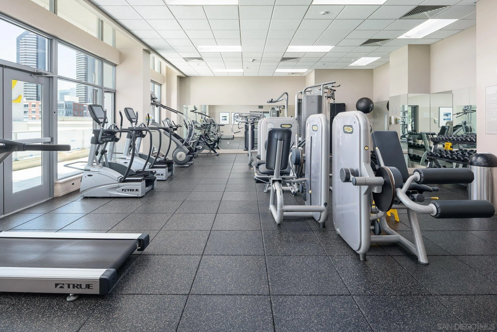 575 6th Ave Unit 1007