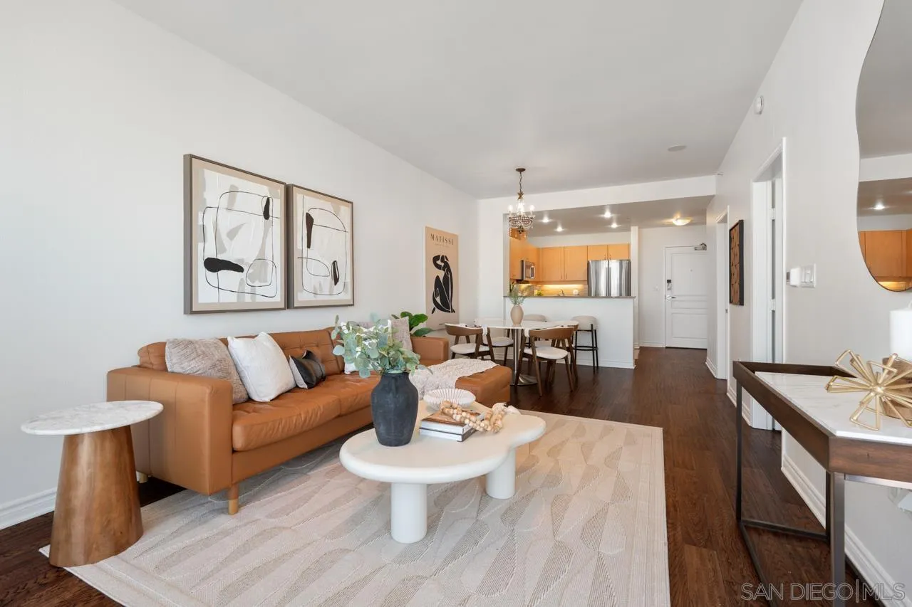 300 W Beech St Unit 1305