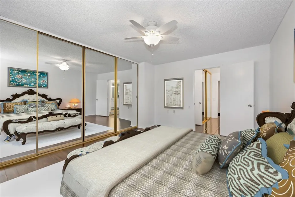 2394 Via Mariposa W Unit: 2H