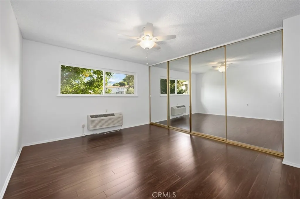 2394 Via Mariposa W Unit: 2H