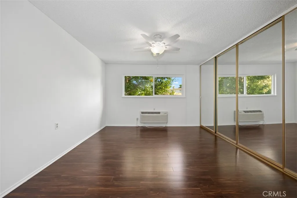 2394 Via Mariposa W Unit: 2H