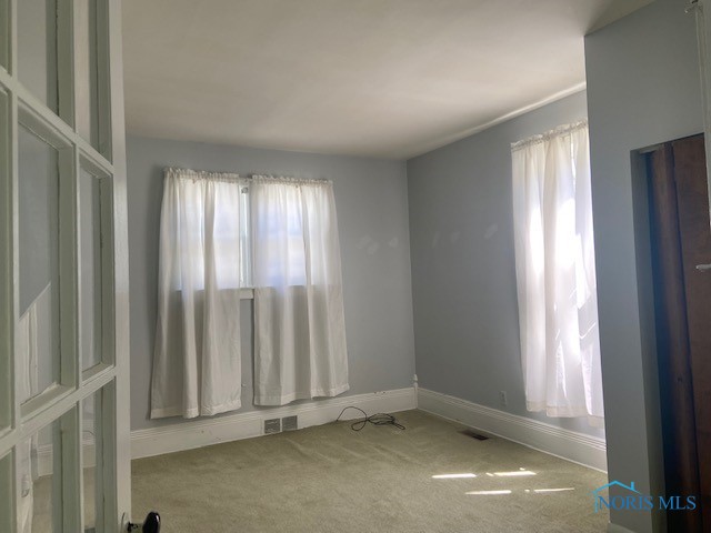111 Rhodes Avenue