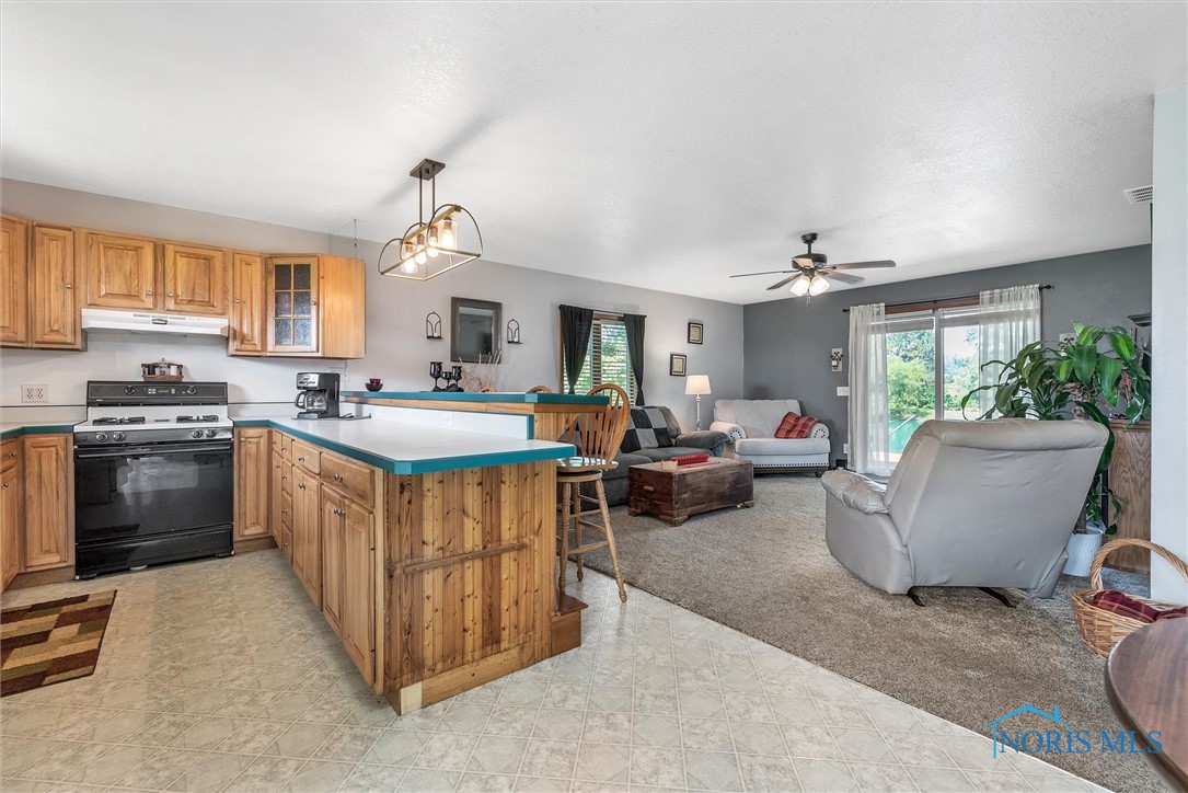 15289 County Road 4 1