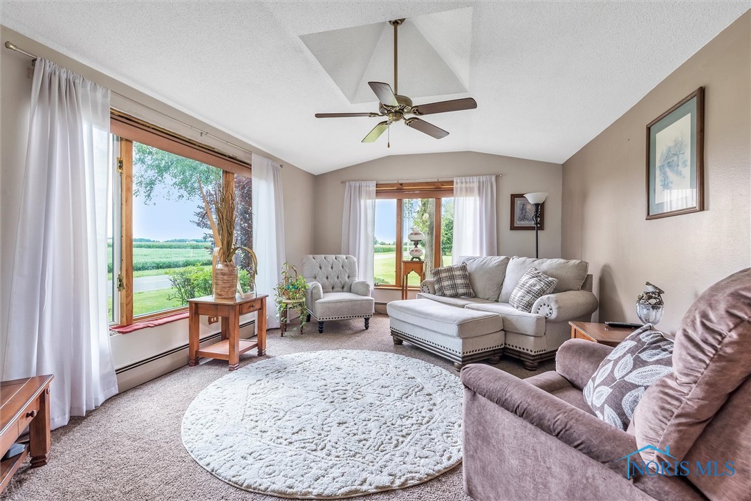 15289 County Road 4 1