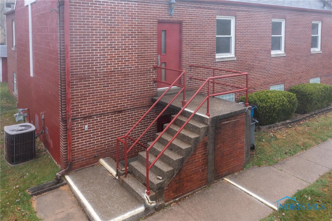 5801 Elmer Drive