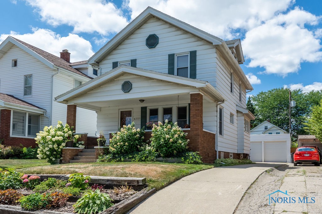 4321 Lowe Road