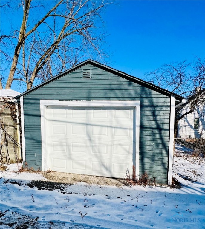 162 Bronson Avenue
