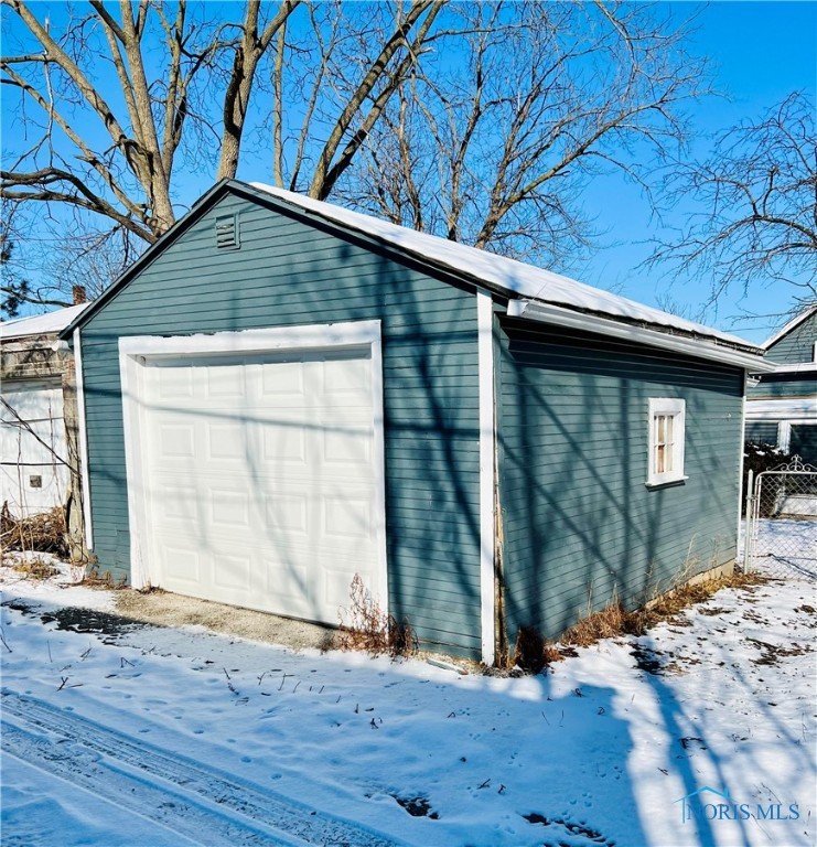 162 Bronson Avenue