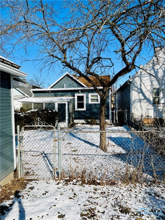 162 Bronson Avenue