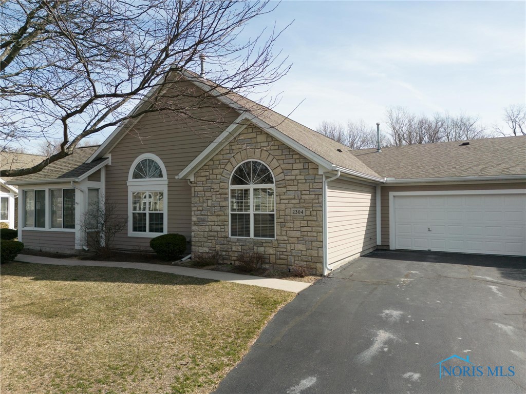 2304 Whispering Pines Drive 10-230
