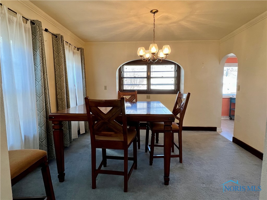 330 W Poinsetta Avenue