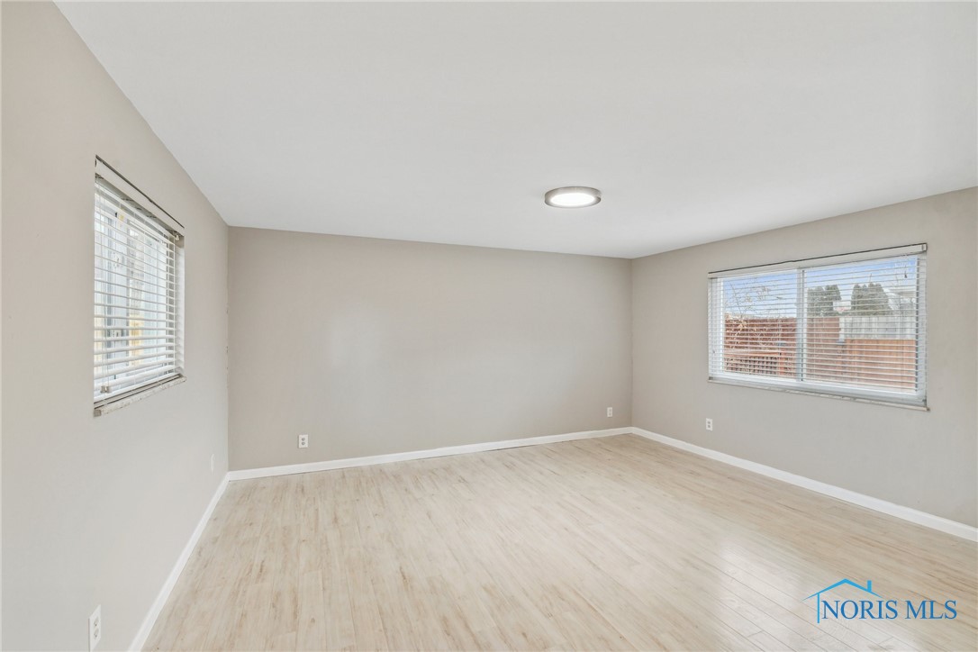 824 W Capistrano Avenue