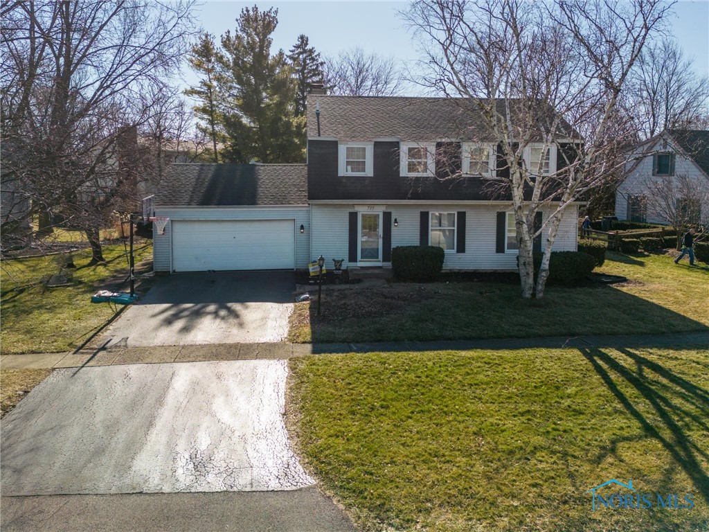 715 Oak Knoll Drive