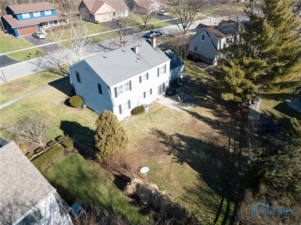 715 Oak Knoll Drive