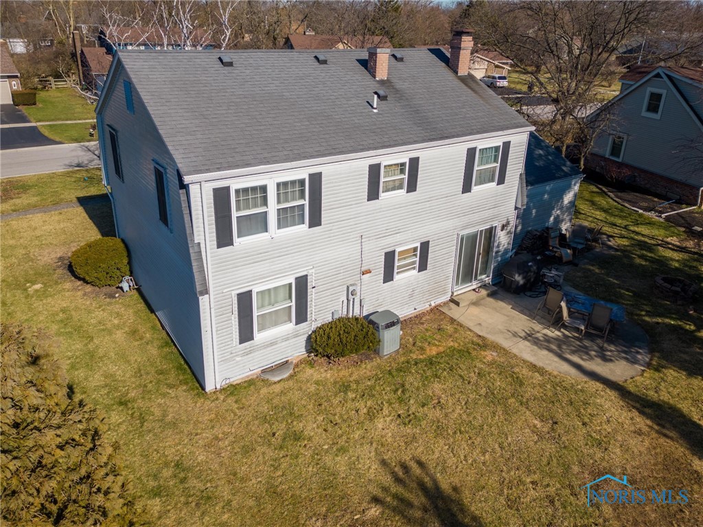 715 Oak Knoll Drive