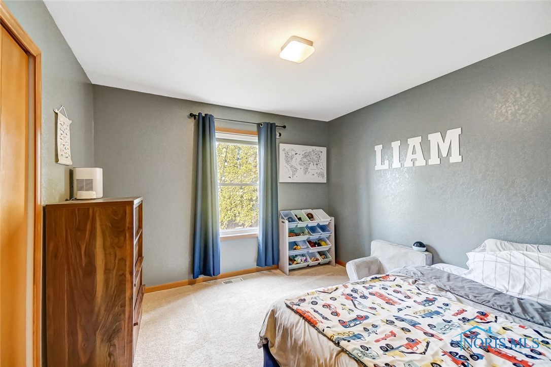 5513 Allison Lane