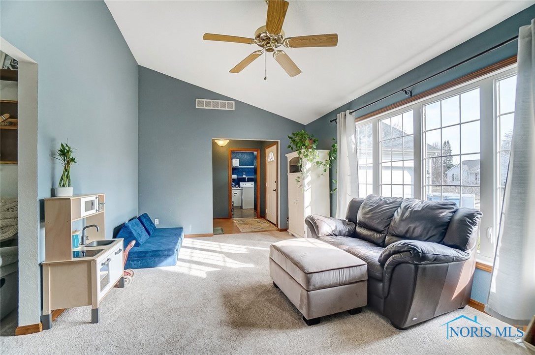 5513 Allison Lane