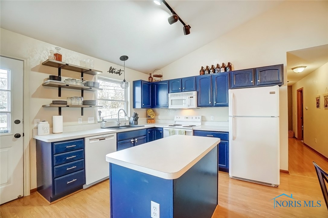 5513 Allison Lane