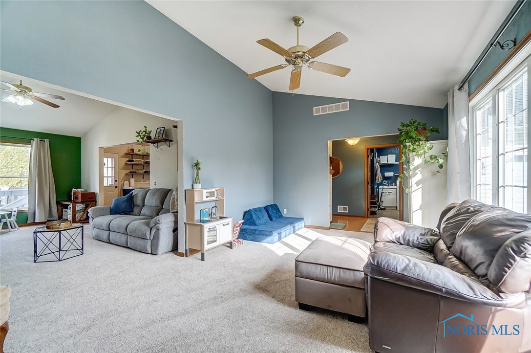 5513 Allison Lane
