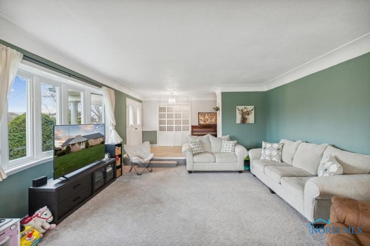 3927 Pickle Road