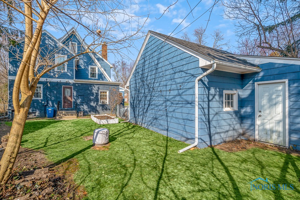 3433 Darlington Road