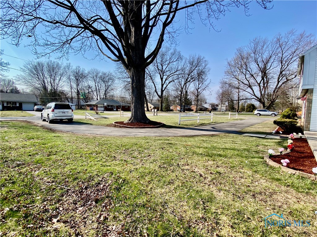 3328 Moffat Road