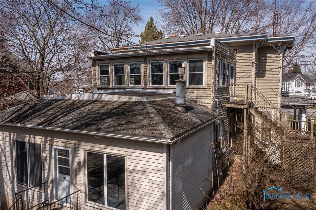 207 W Front Street