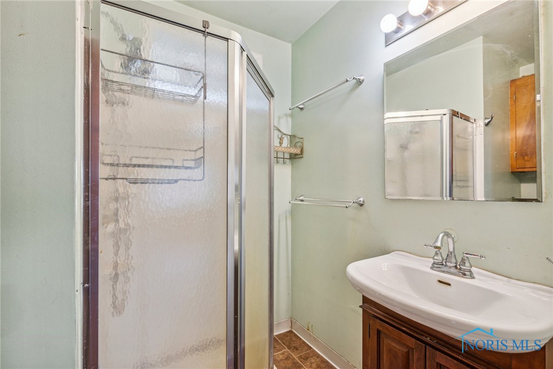 29157 East Broadway Street