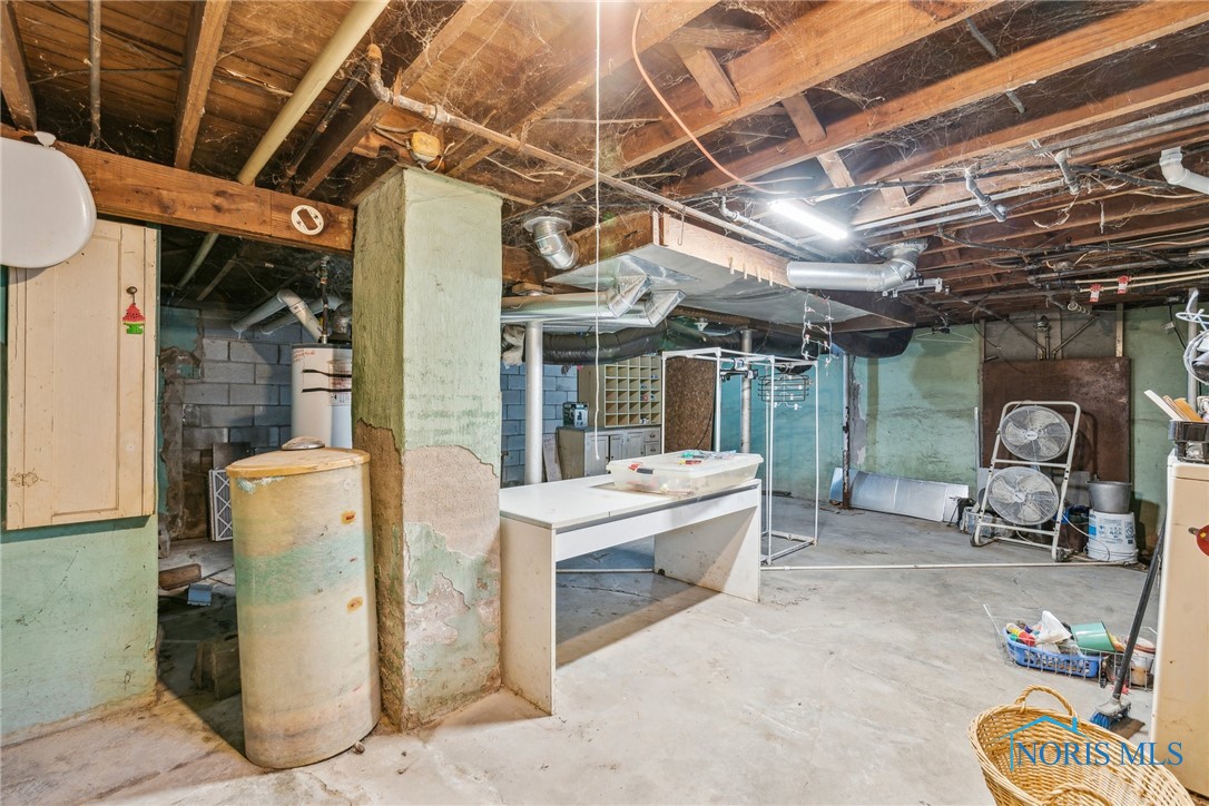 29157 East Broadway Street