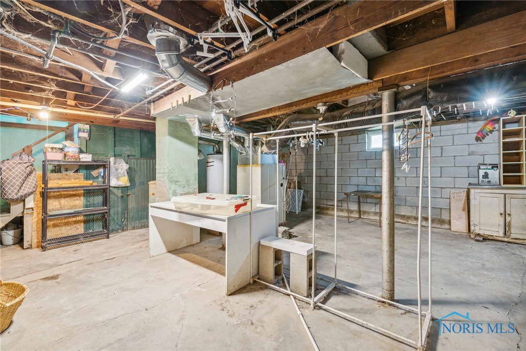 29157 East Broadway Street