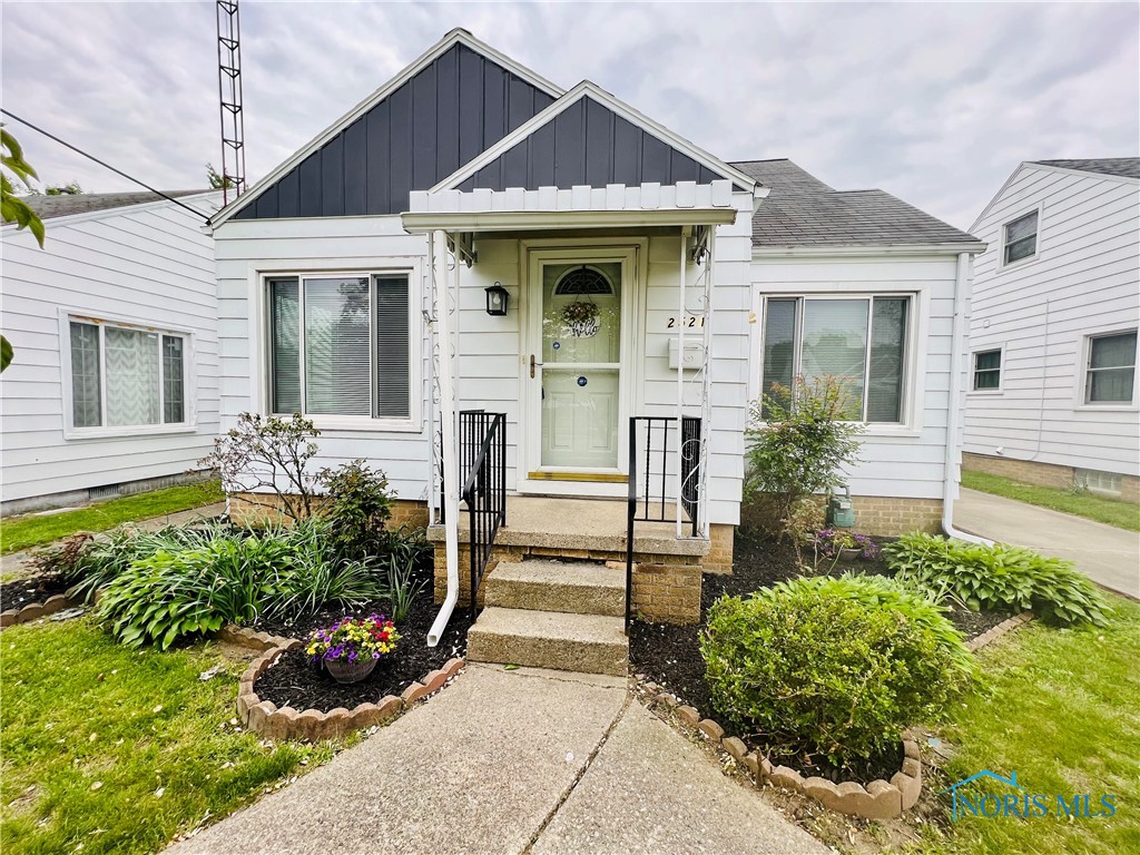 2521 Lambert Drive