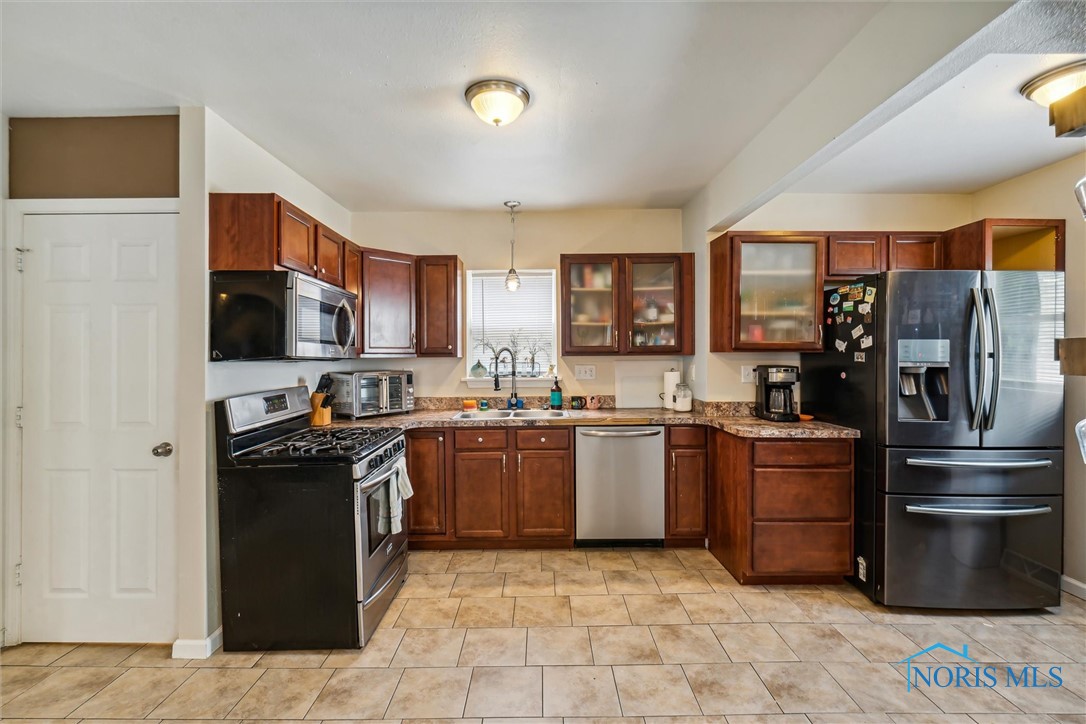 4225 Asbury Drive