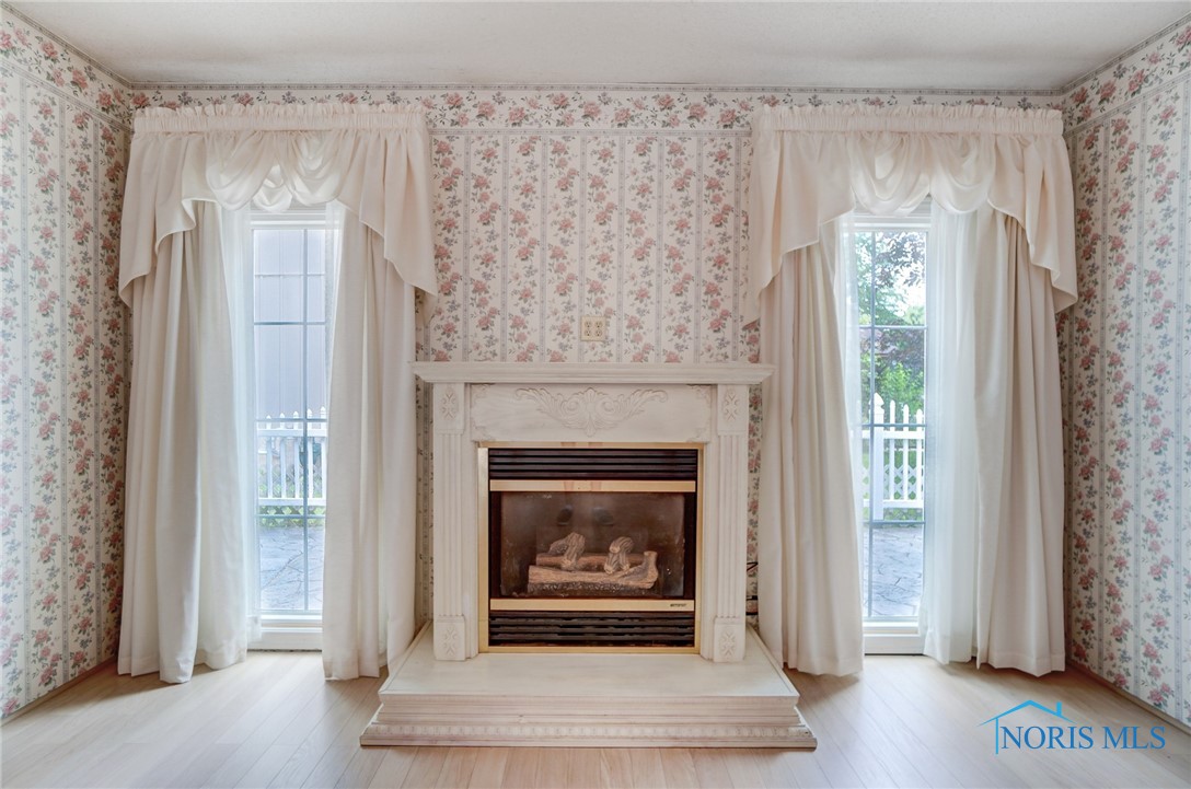 6444 Antoinette Lane