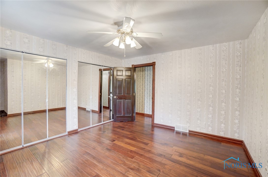 6444 Antoinette Lane