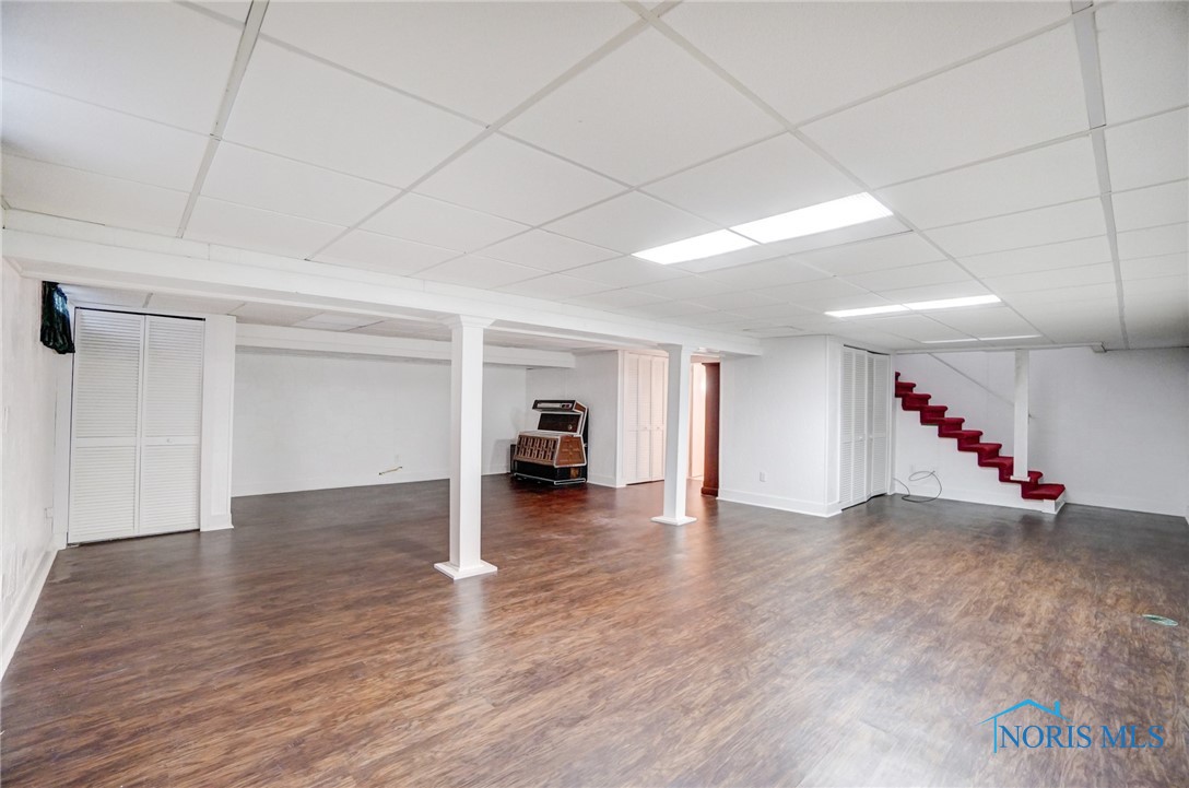 6444 Antoinette Lane