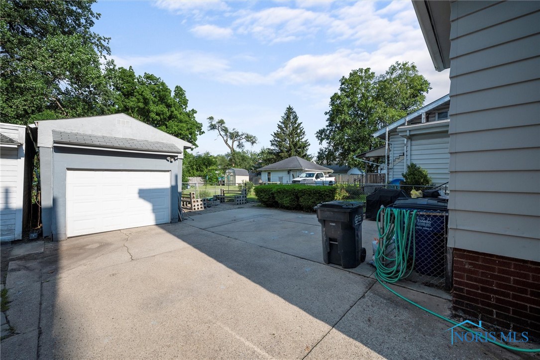 3824 Willys Parkway